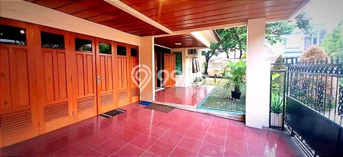 Rumah Luxury Modern Siap Huni di Tanjung Barat Jakarta Selatan Rumah Luxury Modern Siap Huni di Tanjung Barat Jakarta Selatan