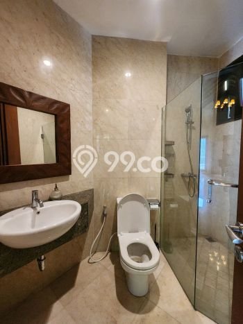 Hunian Minimalis dengan LT 1925m2 & LB 850m2 Disewakan di Cipete Hunian Minimalis dengan LT 1925m2 & LB 850m2 Disewakan di Cipete