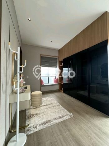For Sale Rumah 3 Kamar Lokasi Ideal Bagus dan Strategis di BSD For Sale Rumah 3 Kamar Lokasi Ideal Bagus dan Strategis di BSD