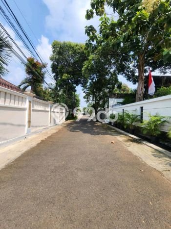 Rumah sewa siap pakai 4 KT di Kemang, Jakarta Selatan Rumah sewa siap pakai 4 KT di Kemang, Jakarta Selatan