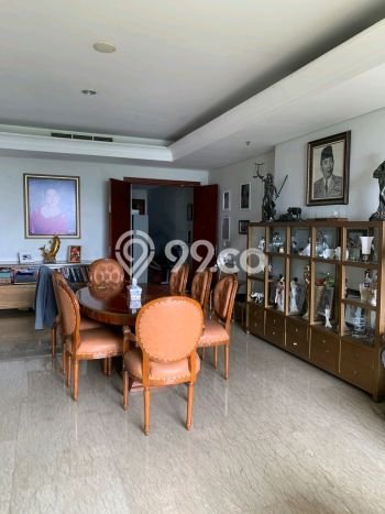 FOR SALE Hunian Apartemen Luxury di Kebayoran Baru dengan 4 Kamar Tidur & Luas 269m2 FOR SALE Hunian Apartemen Luxury di Kebayoran Baru dengan 4 Kamar Tidur & Luas 269m2