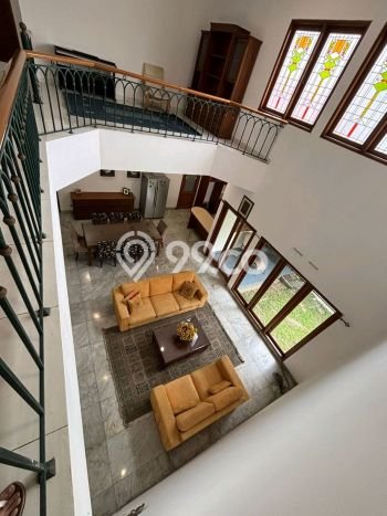 Disewakan Rumah Harga Terjangkau di Pejaten Jakarta Selatan dengan 5 Kamar Tidur Disewakan Rumah Harga Terjangkau di Pejaten Jakarta Selatan dengan 5 Kamar Tidur