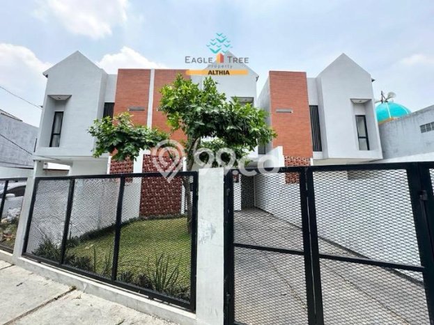 Ready to Use! Luxury House LT 170m2 Desain Modern di Veteran Ready to Use! Luxury House LT 170m2 Desain Modern di Veteran