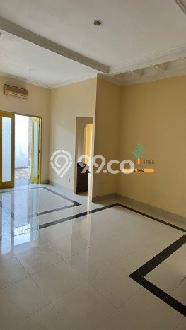 Dijual Rumah Premium dengan Fasilitas Sekitar Komplit di Kembangan, Jakarta Barat Dijual Rumah Premium dengan Fasilitas Sekitar Komplit di Kembangan, Jakarta Barat