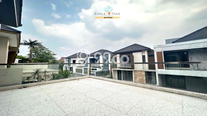 Rumah Mewah LB 200m2 Siap Pakai Desain Elegan di Sektor 9-Bintaro, Tangerang Selatan Rumah Mewah LB 200m2 Siap Pakai Desain Elegan di Sektor 9-Bintaro, Tangerang Selatan