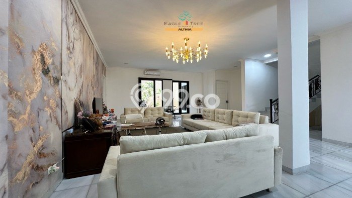 Ready to Use! Luxury House LT 240m2 Desain Modern di Serpong Villa Melati Mas Ready to Use! Luxury House LT 240m2 Desain Modern di Serpong Villa Melati Mas