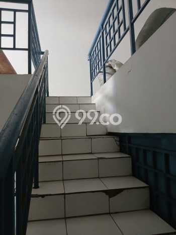 Ruko Disewa di Tangerang Selatan dengan LB 150m2 Area Komersial Ramai Ruko Disewa di Tangerang Selatan dengan LB 150m2 Area Komersial Ramai