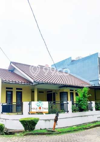 Rumah Disewakan Tangerang Selatan LT 200m2 LB 140m2 Area Bintaro Rumah Disewakan Tangerang Selatan LT 200m2 LB 140m2 Area Bintaro