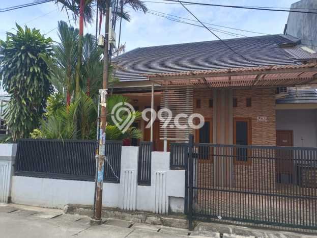 Rumah Luas Asri 3 KT Siap Pakai di Graha Raya Tangerang Selatan Rumah Luas Asri 3 KT Siap Pakai di Graha Raya Tangerang Selatan