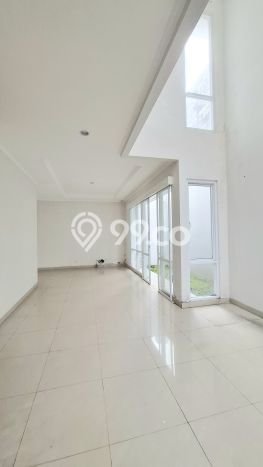 Ready to Use! Luxury House LT 157m2 Desain Elegan di Veteran Ready to Use! Luxury House LT 157m2 Desain Elegan di Veteran