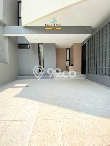 Ready to Use! Premium House LT 107m2 Desain Elegan di Bintaro Ready to Use! Premium House LT 107m2 Desain Elegan di Bintaro