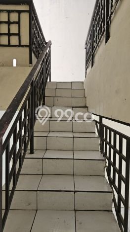 Unit Ruko Dijual di Tangerang Selatan LT 97m2 & LB 110m2 Unit Ruko Dijual di Tangerang Selatan LT 97m2 & LB 110m2