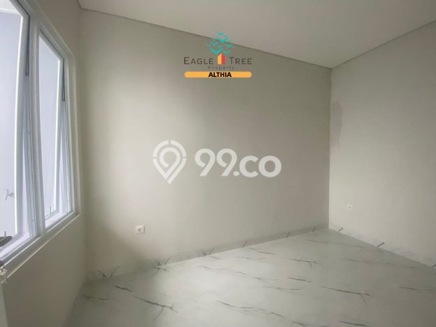 Rumah Luas Asri 3 KT Siap Huni di BSD City Tangerang Rumah Luas Asri 3 KT Siap Huni di BSD City Tangerang