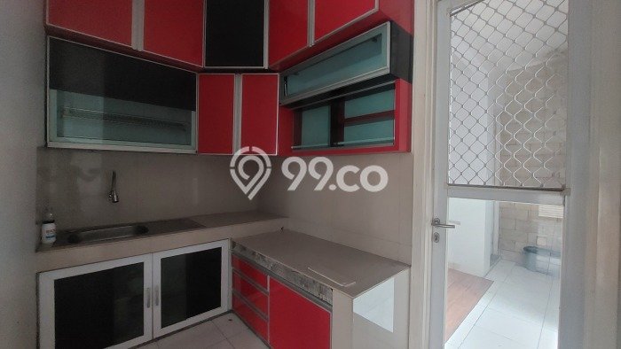 Rumah Berkualitas dengan 5 Kamar Tidur di Lingkungan Asri Summarecon Bekasi, Bekasi Rumah Berkualitas dengan 5 Kamar Tidur di Lingkungan Asri Summarecon Bekasi, Bekasi