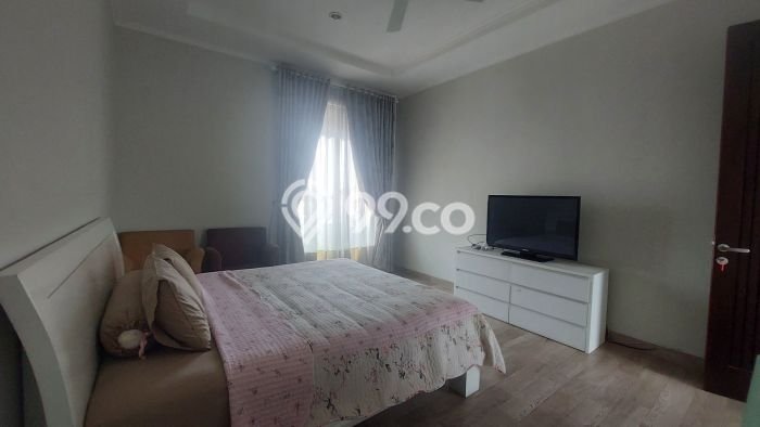 Rumah Elit Modern Siap Huni di Kebagusan Jakarta Selatan Rumah Elit Modern Siap Huni di Kebagusan Jakarta Selatan