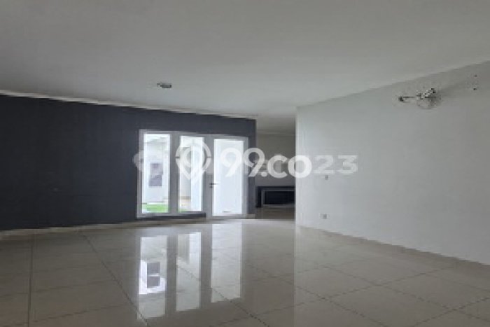 Rumah sewa siap huni 5 Kamar Tidur di Summarecon Bekasi, Bekasi Rumah sewa siap huni 5 Kamar Tidur di Summarecon Bekasi, Bekasi