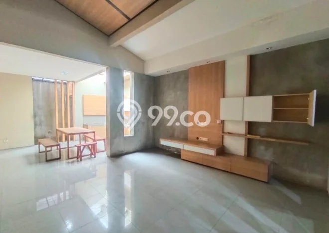 Lokasi terbaik! Rumah siap pakai dikontrakkan di Bojongloa Kidul LB 150m2 Lokasi terbaik! Rumah siap pakai dikontrakkan di Bojongloa Kidul LB 150m2