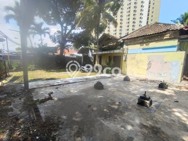 Hunian Mewah Dijual LT 770m2 di Batununggal, Bandung Hunian Mewah Dijual LT 770m2 di Batununggal, Bandung