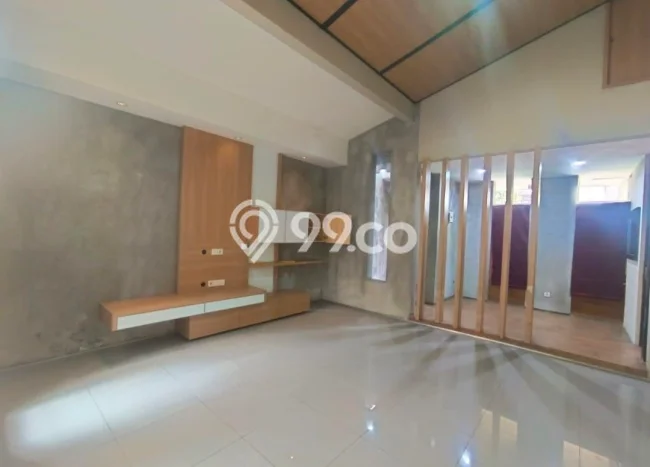 Lokasi terbaik! Rumah siap pakai dikontrakkan di Bojongloa Kidul LB 150m2 Lokasi terbaik! Rumah siap pakai dikontrakkan di Bojongloa Kidul LB 150m2
