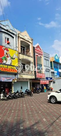 Unit Ruko Dijual di Bogor LT 57m2 & LB 201m2 Unit Ruko Dijual di Bogor LT 57m2 & LB 201m2
