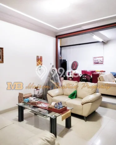 Rumah Elit Modern Tanpa Renovasi di BSD Sevilla Tangerang Rumah Elit Modern Tanpa Renovasi di BSD Sevilla Tangerang