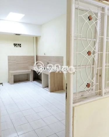 Lokasi strategis! Rumah siap pakai dikontrakkan di Cakung LB 45m2 Lokasi strategis! Rumah siap pakai dikontrakkan di Cakung LB 45m2