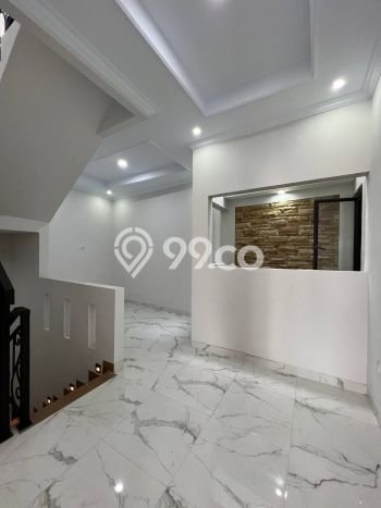 Dijual Rumah 4 Kamar Lokasi Strategis Bagus dan Strategis di Jagakarsa Dijual Rumah 4 Kamar Lokasi Strategis Bagus dan Strategis di Jagakarsa