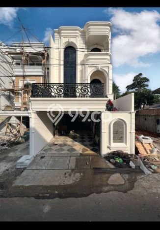 Siap Huni Rumah Mewah 7 Kamar di Jagakarsa Dekat ke Mana Saja Siap Huni Rumah Mewah 7 Kamar di Jagakarsa Dekat ke Mana Saja