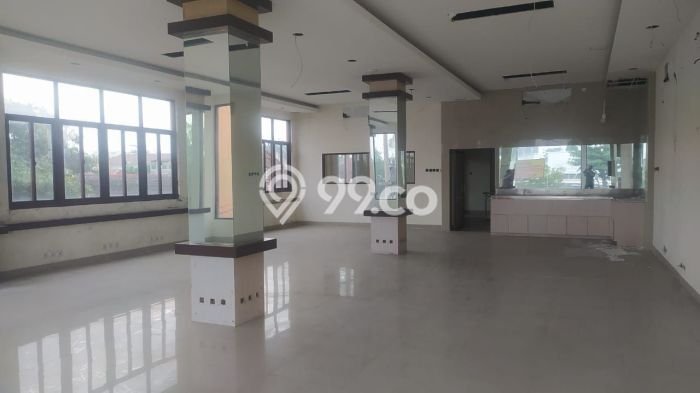 Area Ramai! Ruko Dijual di Depok untuk Bisnis Luas Bangunan 540m2 Area Ramai! Ruko Dijual di Depok untuk Bisnis Luas Bangunan 540m2