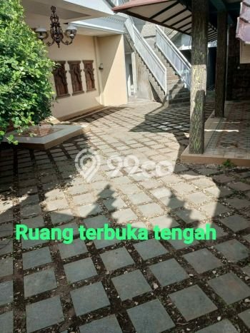 Untuk Dijual Komersial di Kasihan Bantul LT 584m2 / LB 600m2 Untuk Dijual Komersial di Kasihan Bantul LT 584m2 / LB 600m2