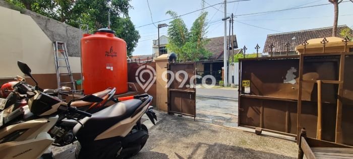 Kost Dijual Lokasi Semarang Barat, Semarang, Spesifikasi 17 Kamar Tidur dan Luas 340m2 Kost Dijual Lokasi Semarang Barat, Semarang, Spesifikasi 17 Kamar Tidur dan Luas 340m2