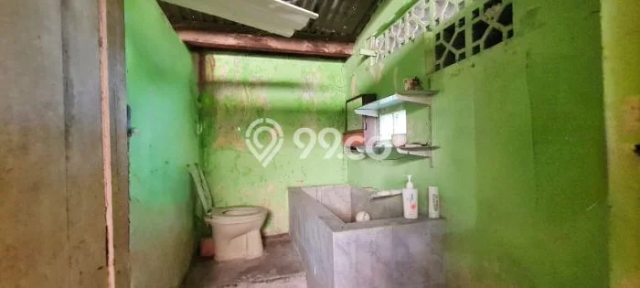 Lokasi terbaik! Rumah siap pakai disewakan di Semarang Utara LB 185m2 Lokasi terbaik! Rumah siap pakai disewakan di Semarang Utara LB 185m2