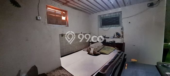 Lokasi terbaik! Rumah siap pakai disewakan di Semarang Utara LB 185m2 Lokasi terbaik! Rumah siap pakai disewakan di Semarang Utara LB 185m2