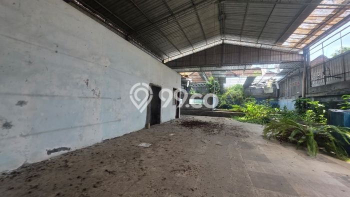 Gudang Dijual di Prime Area Semarang Luas 340m2 Gudang Dijual di Prime Area Semarang Luas 340m2