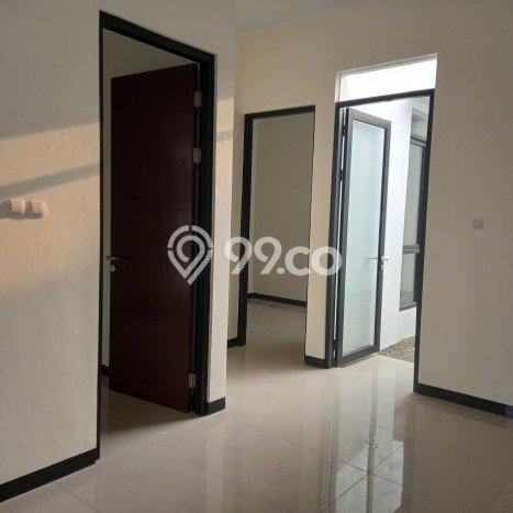 Rumah Luxury Modern Siap Huni di Taman Kopo Indah Bandung Rumah Luxury Modern Siap Huni di Taman Kopo Indah Bandung