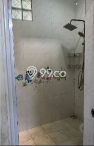 Rumah Menguntungkan di Taman Kopo Indah, Dekat Kawasan Komersial, Bandung - 2 Kamar Tidur Rumah Menguntungkan di Taman Kopo Indah, Dekat Kawasan Komersial, Bandung - 2 Kamar Tidur