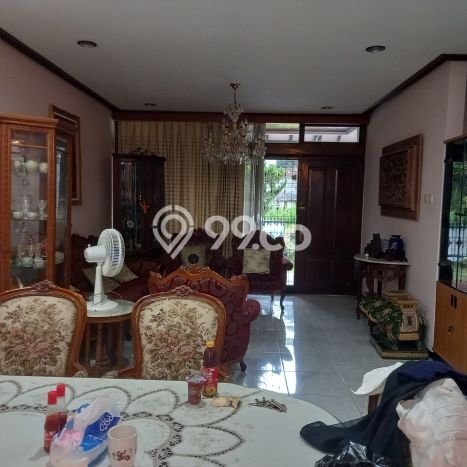 Rumah Elit LB 283m2 Siap Huni Desain Elegan di Setra Murni, Bandung Rumah Elit LB 283m2 Siap Huni Desain Elegan di Setra Murni, Bandung
