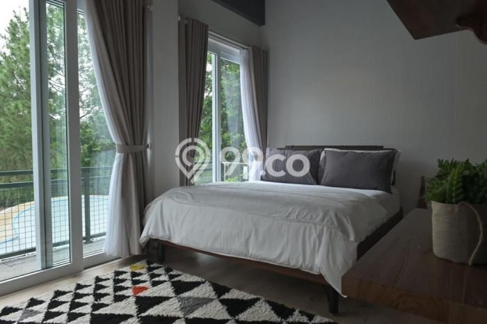 Rumah Eksklusif lokasi Coblong, Bandung, LT 959m2m² LB 350m2m² Rumah Eksklusif lokasi Coblong, Bandung, LT 959m2m² LB 350m2m²
