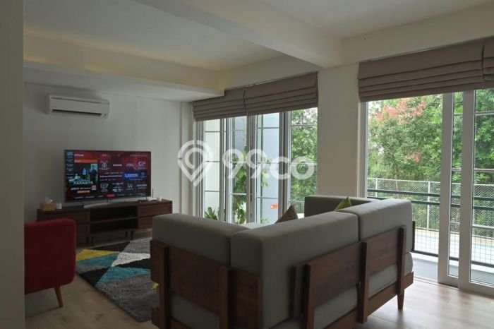 Rumah Eksklusif lokasi Coblong, Bandung, LT 959m2m² LB 350m2m² Rumah Eksklusif lokasi Coblong, Bandung, LT 959m2m² LB 350m2m²