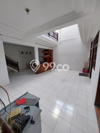 LIMITED OFFER! Rumah Premium area Taman Kopo Indah, LT 147m² LB 240m² LIMITED OFFER! Rumah Premium area Taman Kopo Indah, LT 147m² LB 240m²