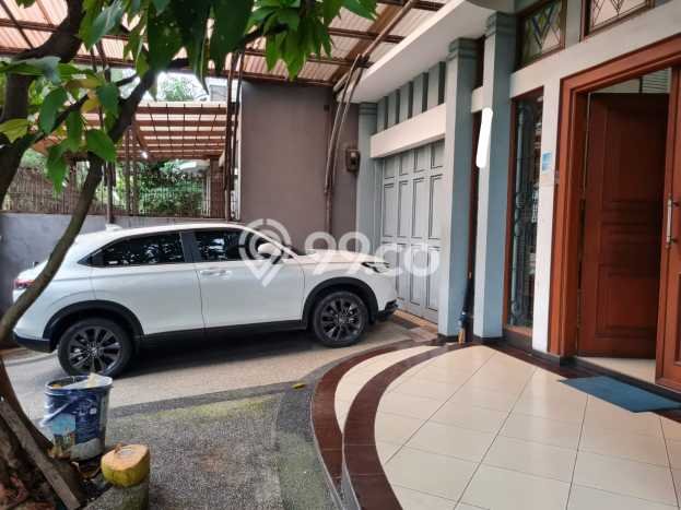 Rumah Asri area Astanaanyar, Bandung, LT 306m² LB 450m² Rumah Asri area Astanaanyar, Bandung, LT 306m² LB 450m²