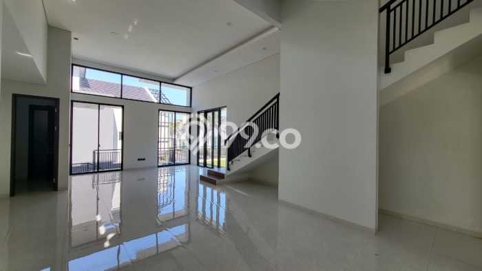 For Sale! Luxury House LT 236m2 Desain Elegan di Pondok Hijau For Sale! Luxury House LT 236m2 Desain Elegan di Pondok Hijau