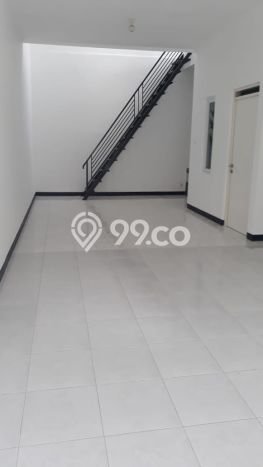 PENAWARAN EKSKLUSIF! Rumah kawasan Taman Kopo Indah, 2 KT, Lingkungan Elite, Luas 107m² LB 70m² PENAWARAN EKSKLUSIF! Rumah kawasan Taman Kopo Indah, 2 KT, Lingkungan Elite, Luas 107m² LB 70m²