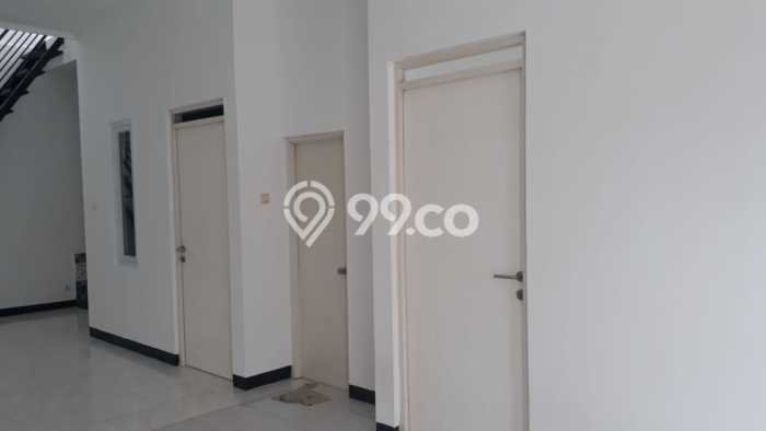 Rumah Modern 2 KT di Taman Kopo Indah Bandung Unfurnished Rumah Modern 2 KT di Taman Kopo Indah Bandung Unfurnished