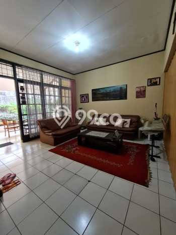 Rumah Mewah LB 300m2 Siap Pakai Desain Elegan di Sayap Dago, Bandung Rumah Mewah LB 300m2 Siap Pakai Desain Elegan di Sayap Dago, Bandung
