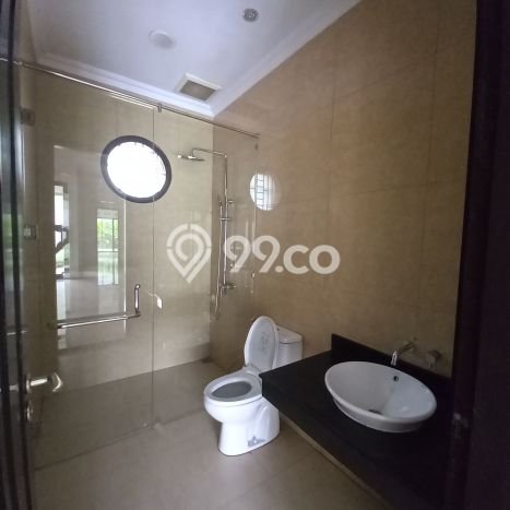 Rumah Elit Modern Tanpa Renovasi di Kota Baru Parahyangan Bandung Rumah Elit Modern Tanpa Renovasi di Kota Baru Parahyangan Bandung