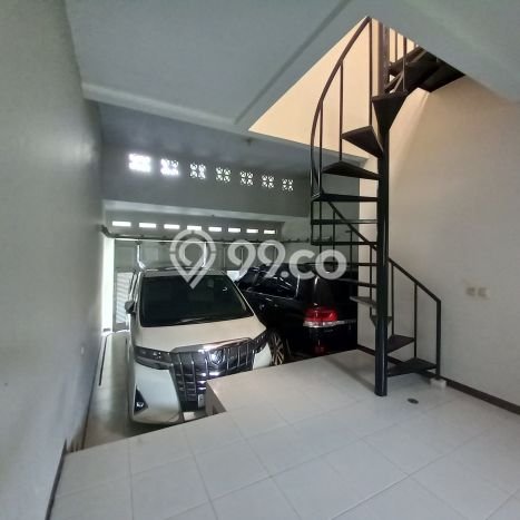 Rumah Elit Modern Tanpa Renovasi di Kota Baru Parahyangan Bandung Rumah Elit Modern Tanpa Renovasi di Kota Baru Parahyangan Bandung