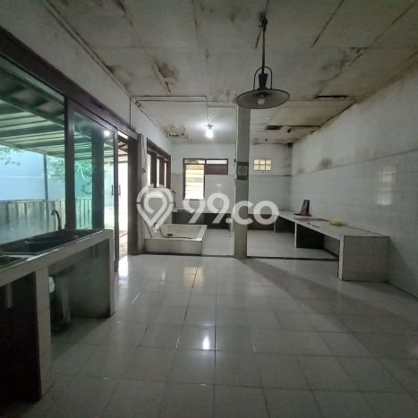Rumah Strategis di Mekar Wangi, 3 KM, Area Tenang, LT 405m2m² Bangunan 400m2m² Rumah Strategis di Mekar Wangi, 3 KM, Area Tenang, LT 405m2m² Bangunan 400m2m²