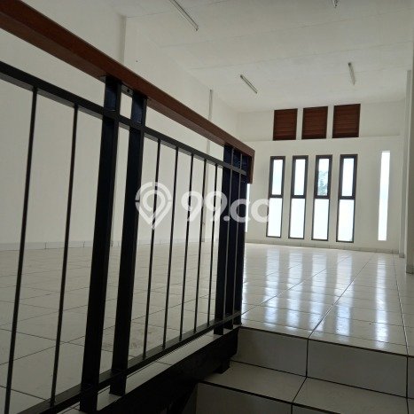Unit Ruko Dijual di Bandung LT 100m2 & LB 216m2 Unit Ruko Dijual di Bandung LT 100m2 & LB 216m2