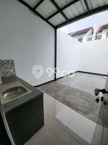 Rumah Minimalis 2 KT di Taman Kopo Indah Bandung Semi Furnished Rumah Minimalis 2 KT di Taman Kopo Indah Bandung Semi Furnished